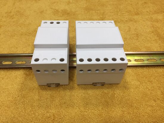 Rail Box with 30 Amps Terminals